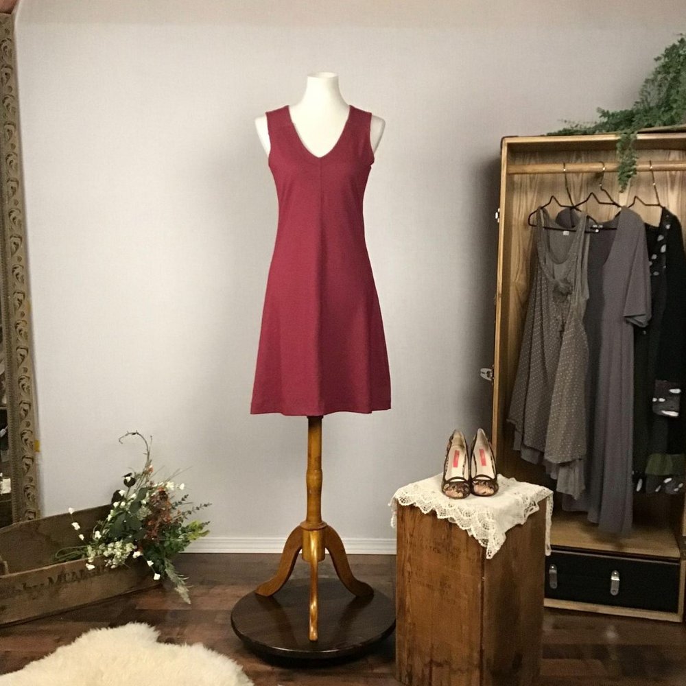 KAVU DRESS, STUNNING & SPORTY SLEEVELESS MINI, XS